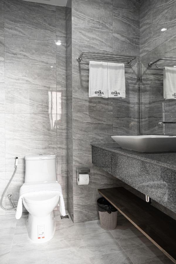 The Onra Hotel Пном Пен Екстериор снимка